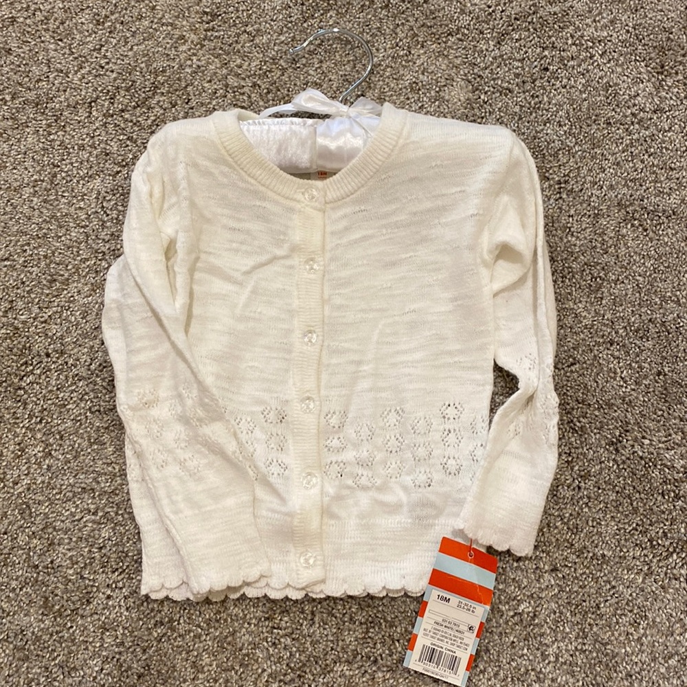 NWT Cat and Jack cream sweater Size 18 months
